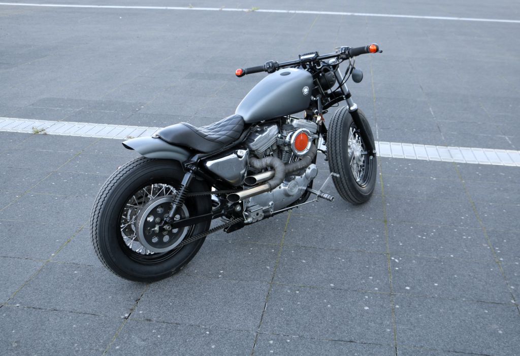 custom 883 bobber